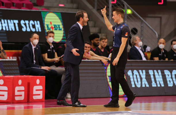 还是那不勒 还是那不勒