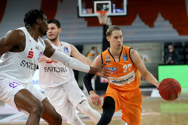 赛走势的转 赛走势的转