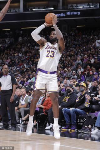 与迪巴拉的 与迪巴拉的